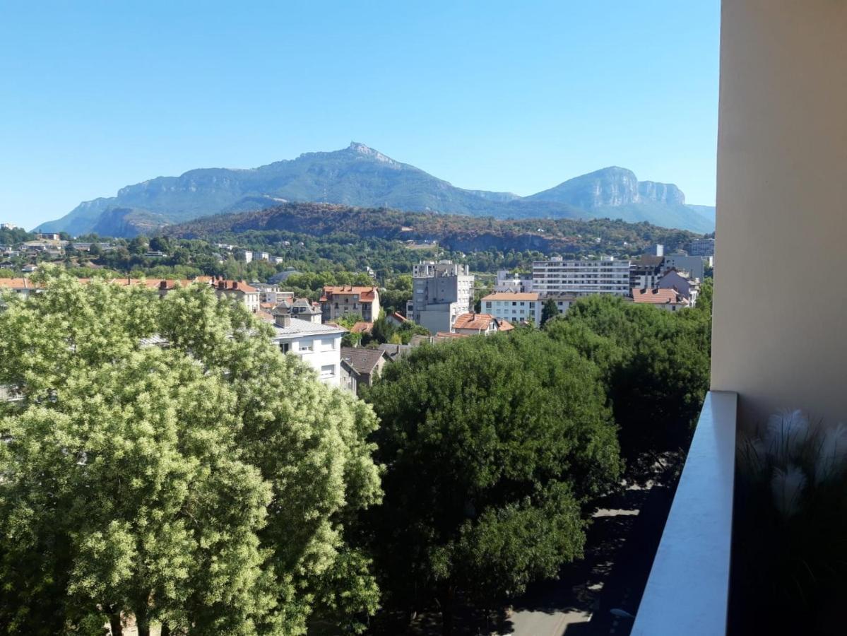 Gambetta Insolite Lägenhet Chambéry Exteriör bild