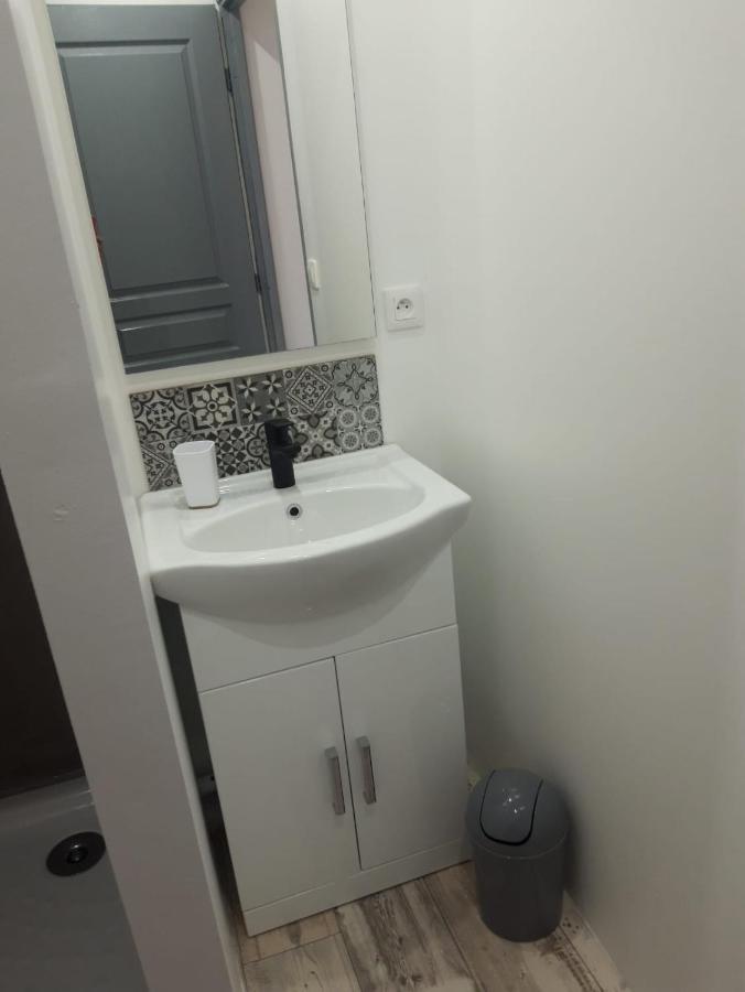 Gambetta Insolite Lägenhet Chambéry Exteriör bild